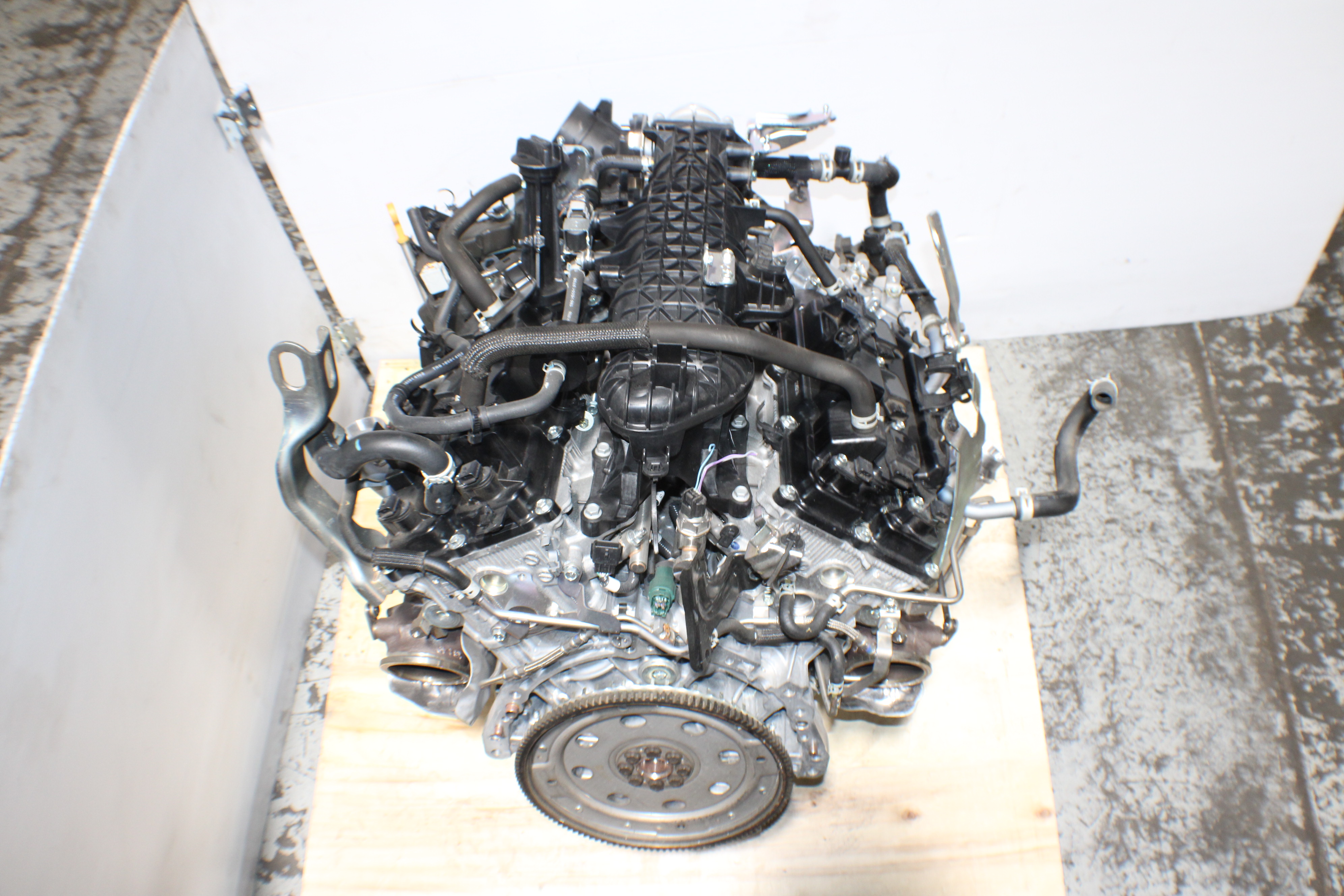Brand New Nissan Patrol/Armada VR35DDTT MOTOR TWIN TURBO INFINITI QX80 V6 RWD Engine MOTOR FOR SALE