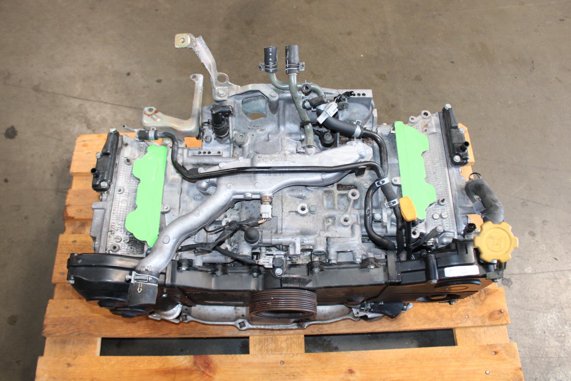 JDM 2002 - 2005 SUBARU IMPREZA WRX EJ205 LONGBLOCK 2.0L TURBO NON AVCS ENGINE