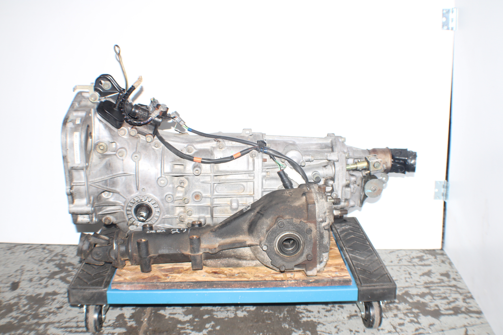 JDM 2002 2003 2004 SUBARU IMPREZA WRX EJ205 TURBO 5 SPEED MANUAL TRANSMISSION REAR DIFFERENTIAL 4.44FD